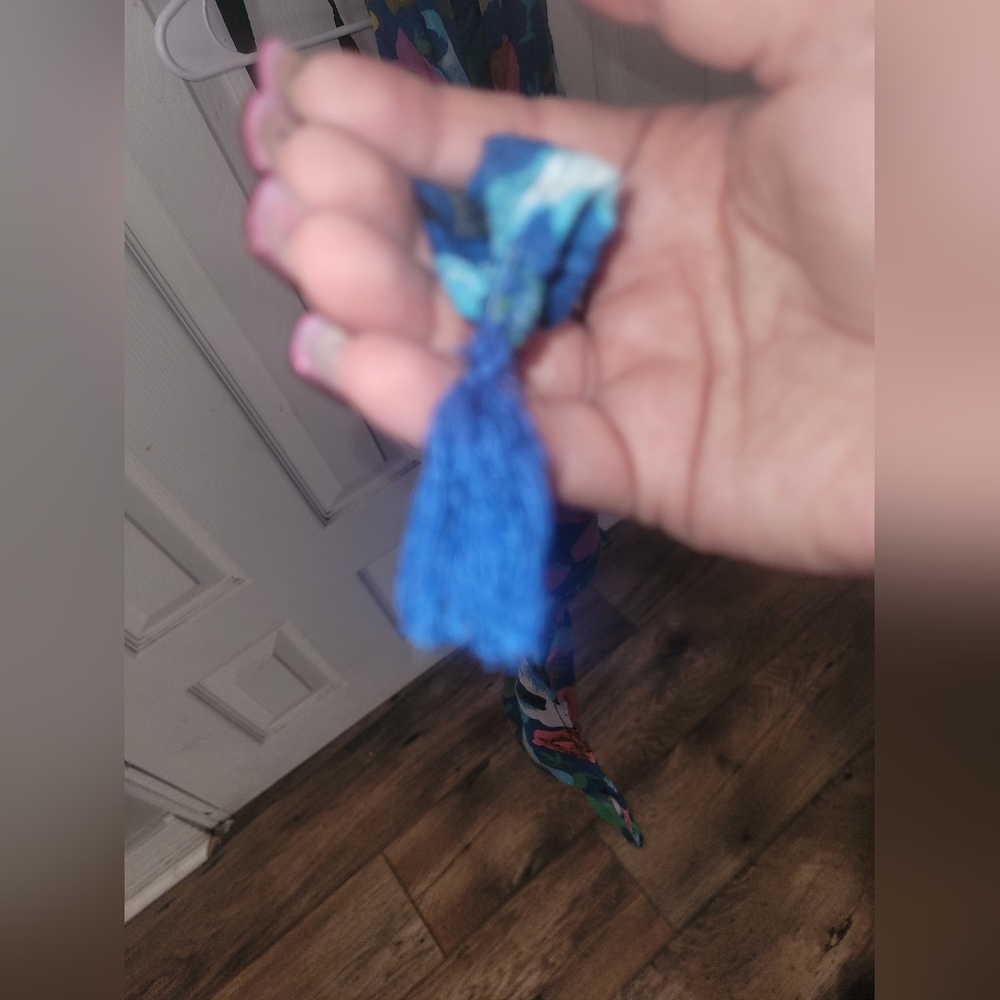 Scarf - Picture 3 of 3